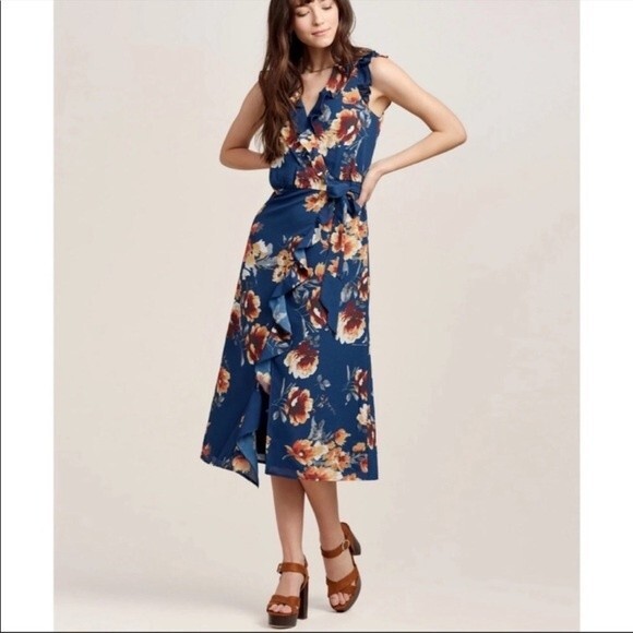 Ali & Jay Rooftop Afternoons Floral Midi Wrap Dress Size XS - Picture 1 of 16
